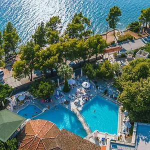 Hotell Acrotel Athena Pallas, Elia Nikitis